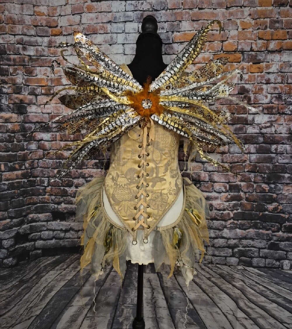 Moresca Gold and Cream Fairy Bodice/Corset Costume Dress - Picture 11 of 16